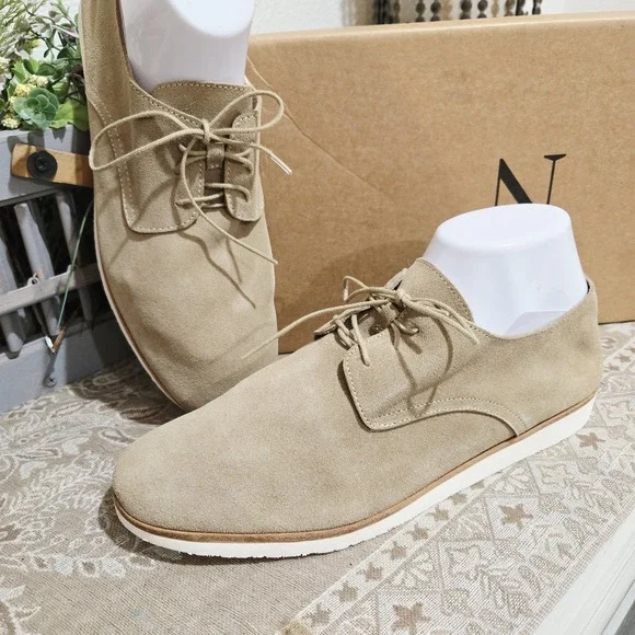Nisolo | Shoes | Nisolo Mens Travel Derby Lace Up Shoe Suede  display picture 1